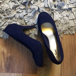 Fioni Target Brand Cute Navy Heels